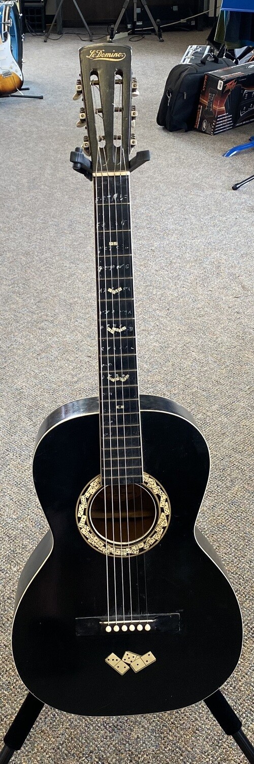Le Domino Regal Acoustic