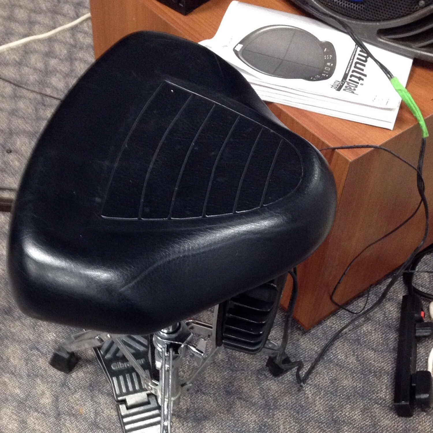 Tama Throne