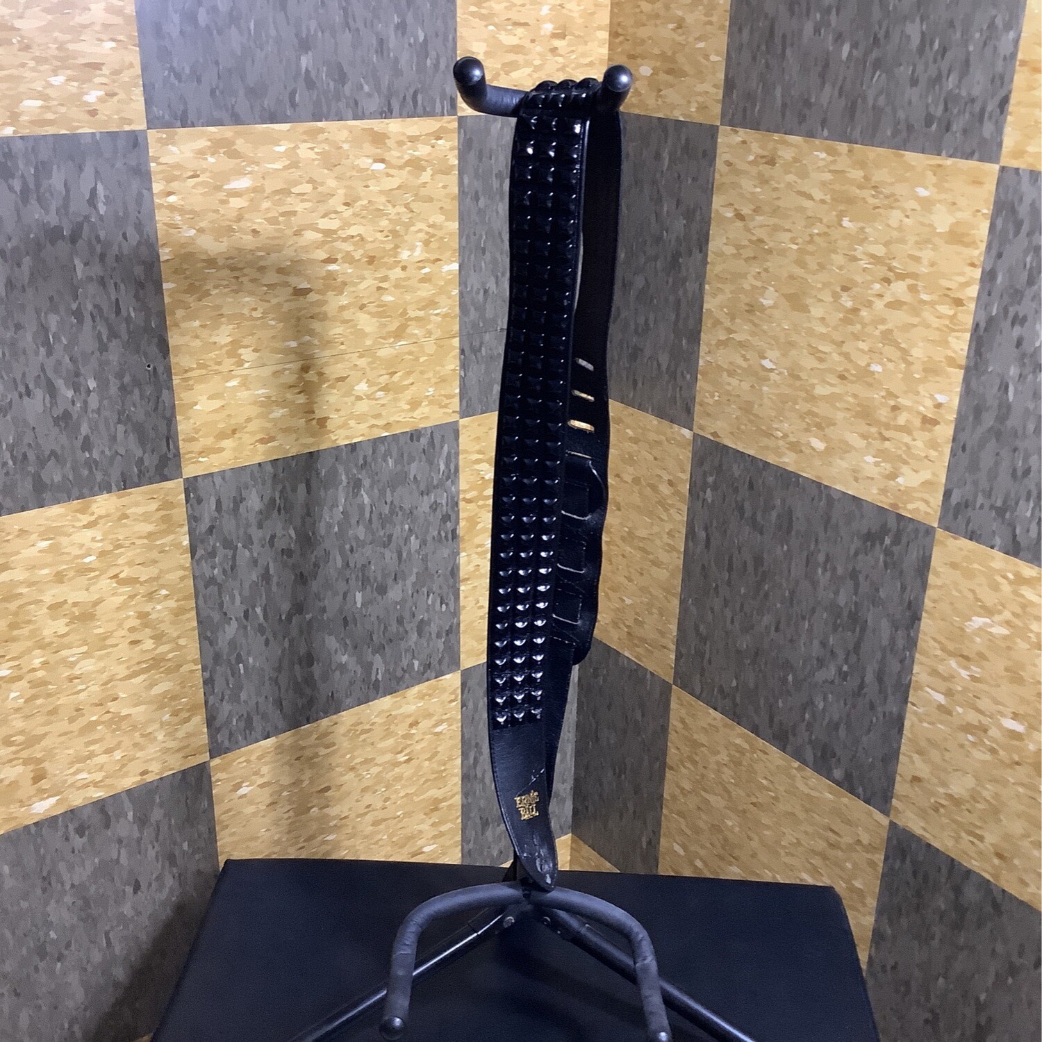 Ernie Ball Leather Stud Guitar Strap