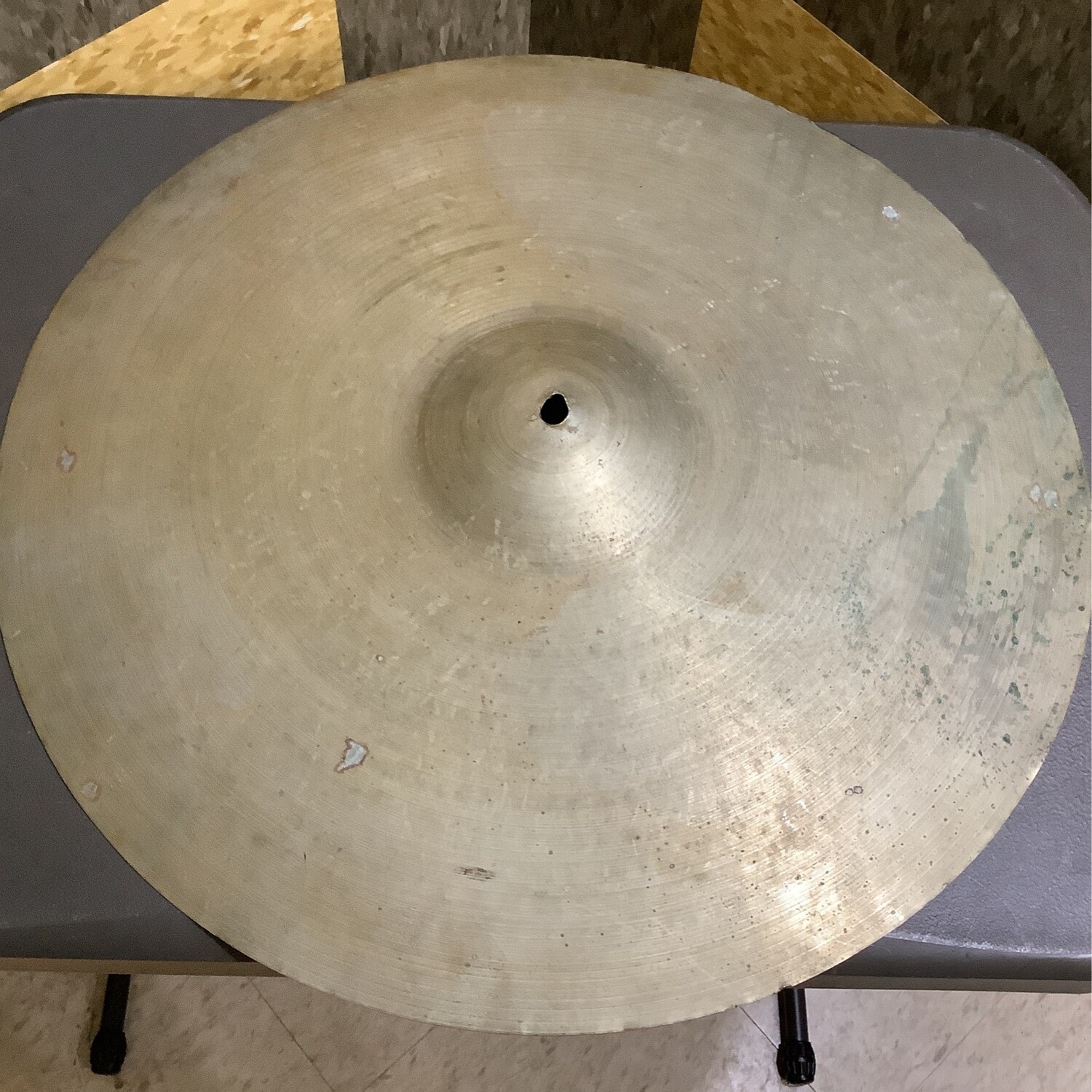 Beverly 20" Ride