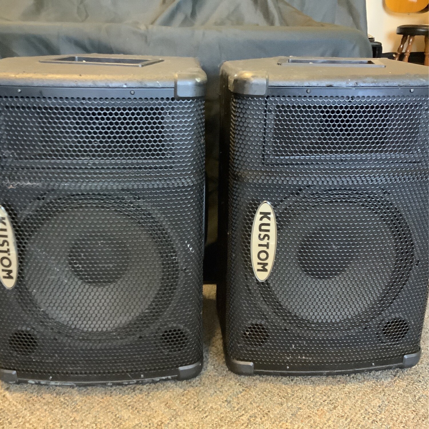 Kustom KPX 112PM 100 Watt Powered Speaker (pair)