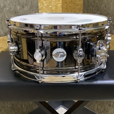 DW Design Snare 14" x 6.5" Snare Drum Black Nickel Over Brass