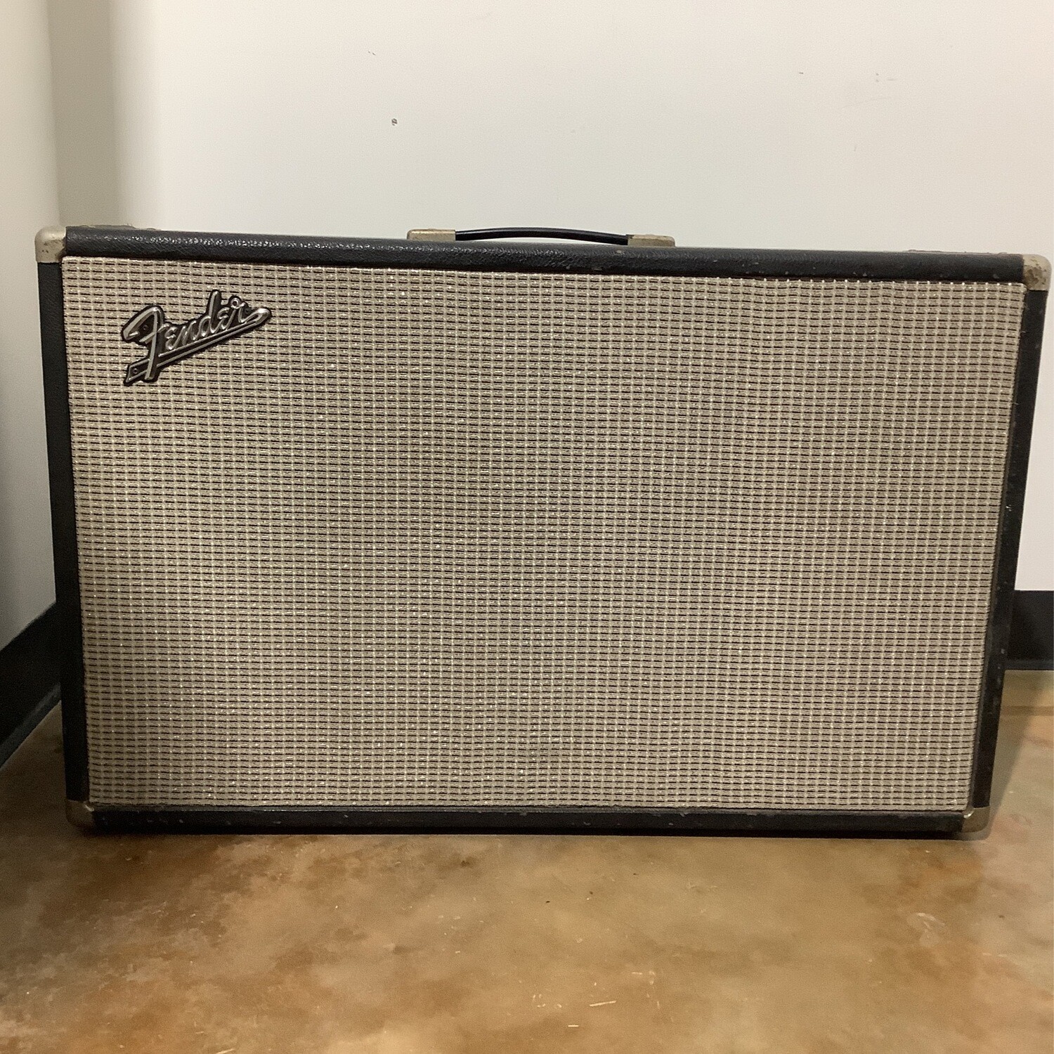 Fender Vintage 212 Guitar Cabinet W/70's Eminence Speakers