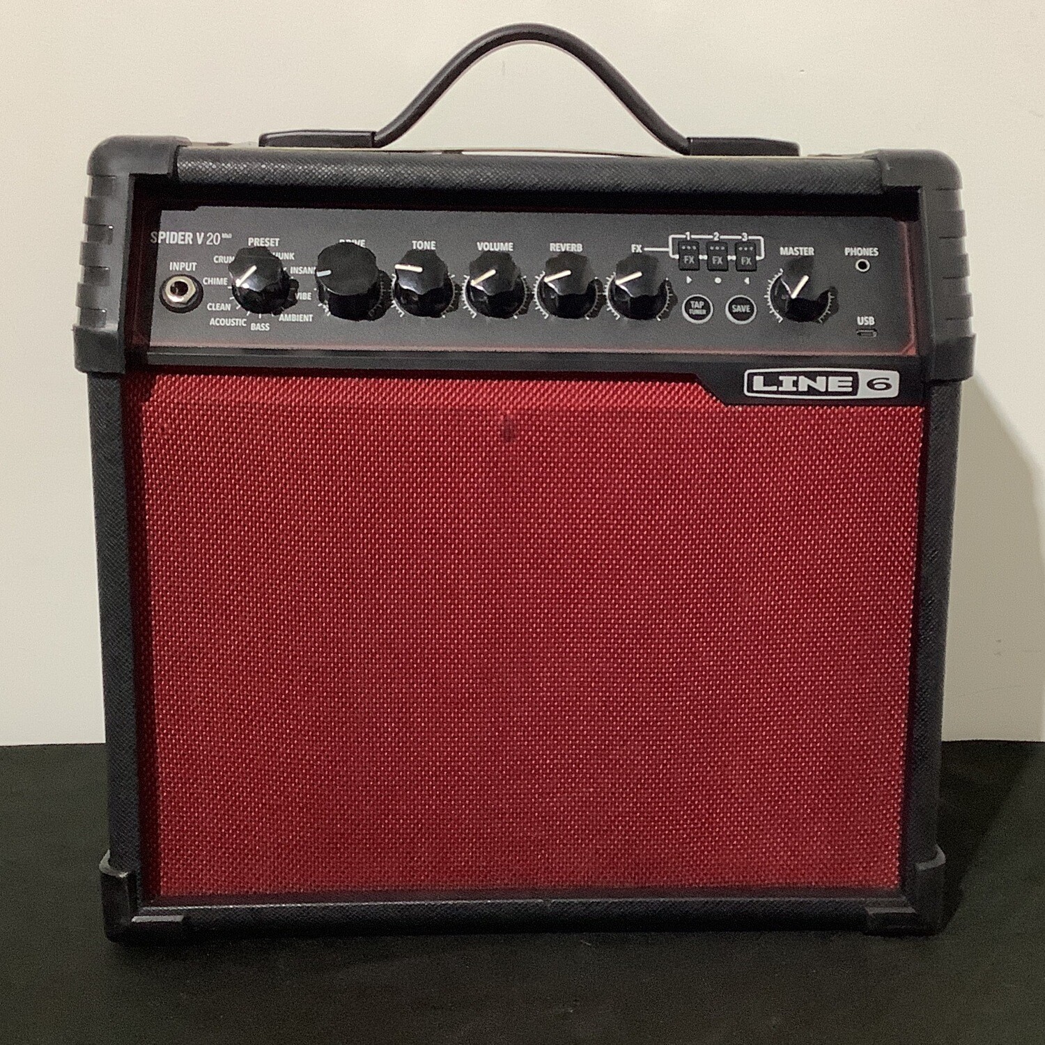 Line 6 Spider V20 Guitar Amp