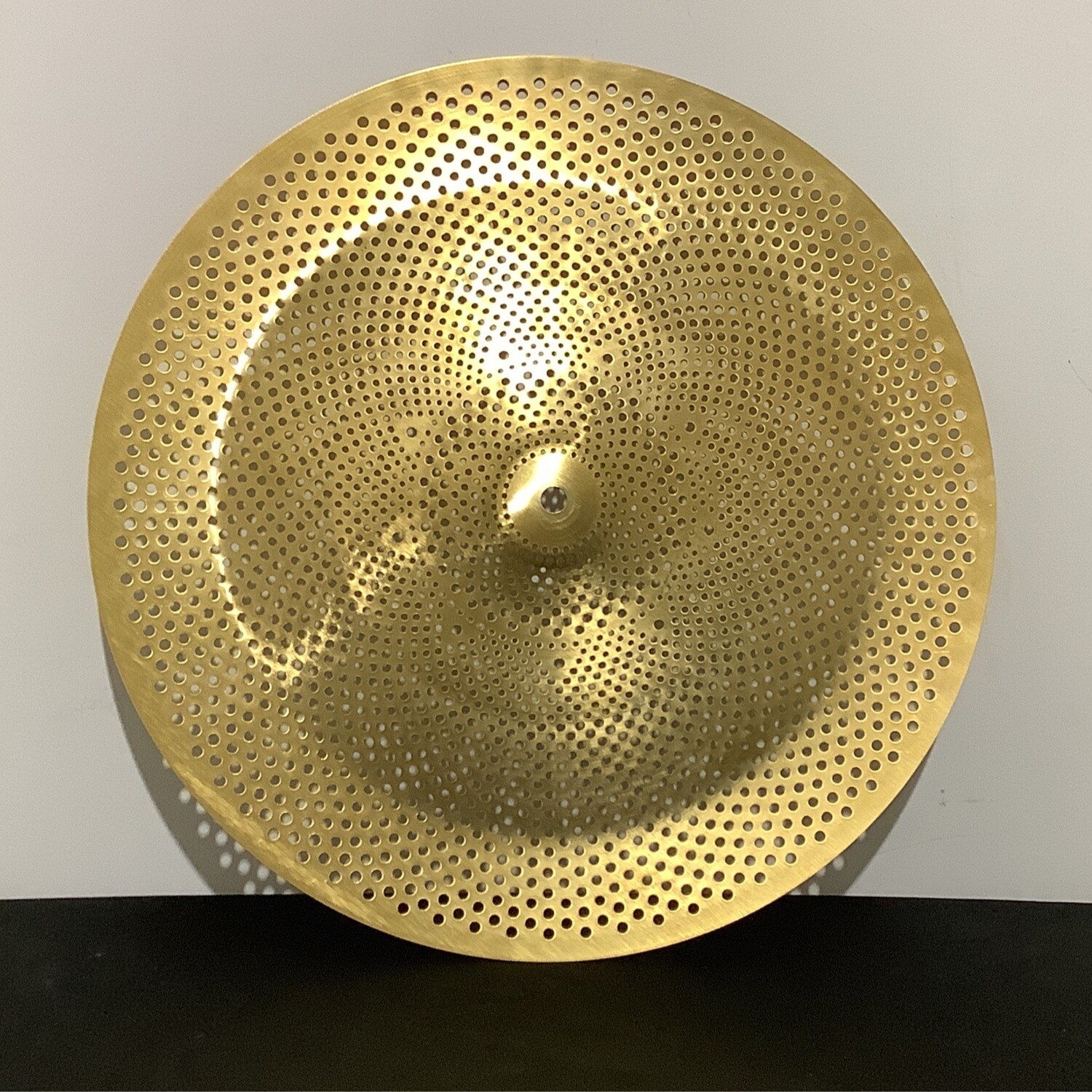 18" Low Volume China Cymbal
