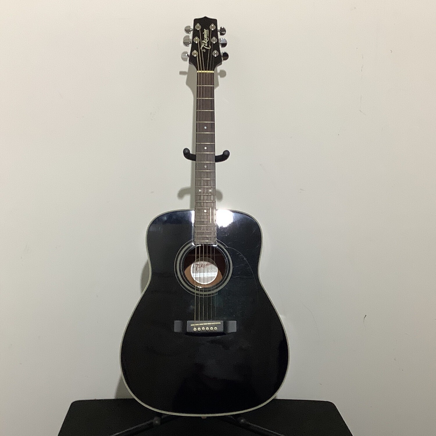 Takamine Acoustic Guitar G330B