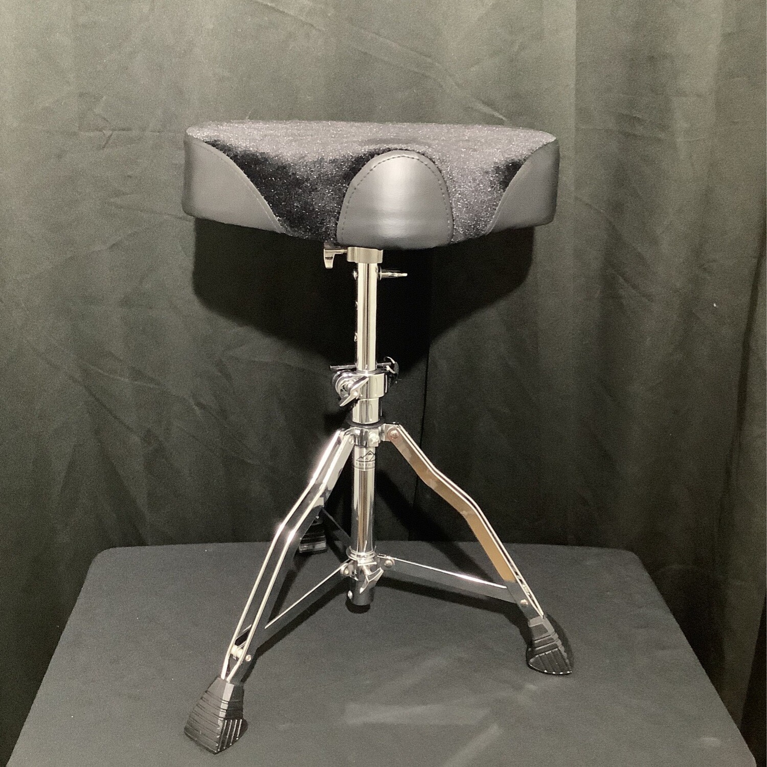 Eastrock Drum Throne