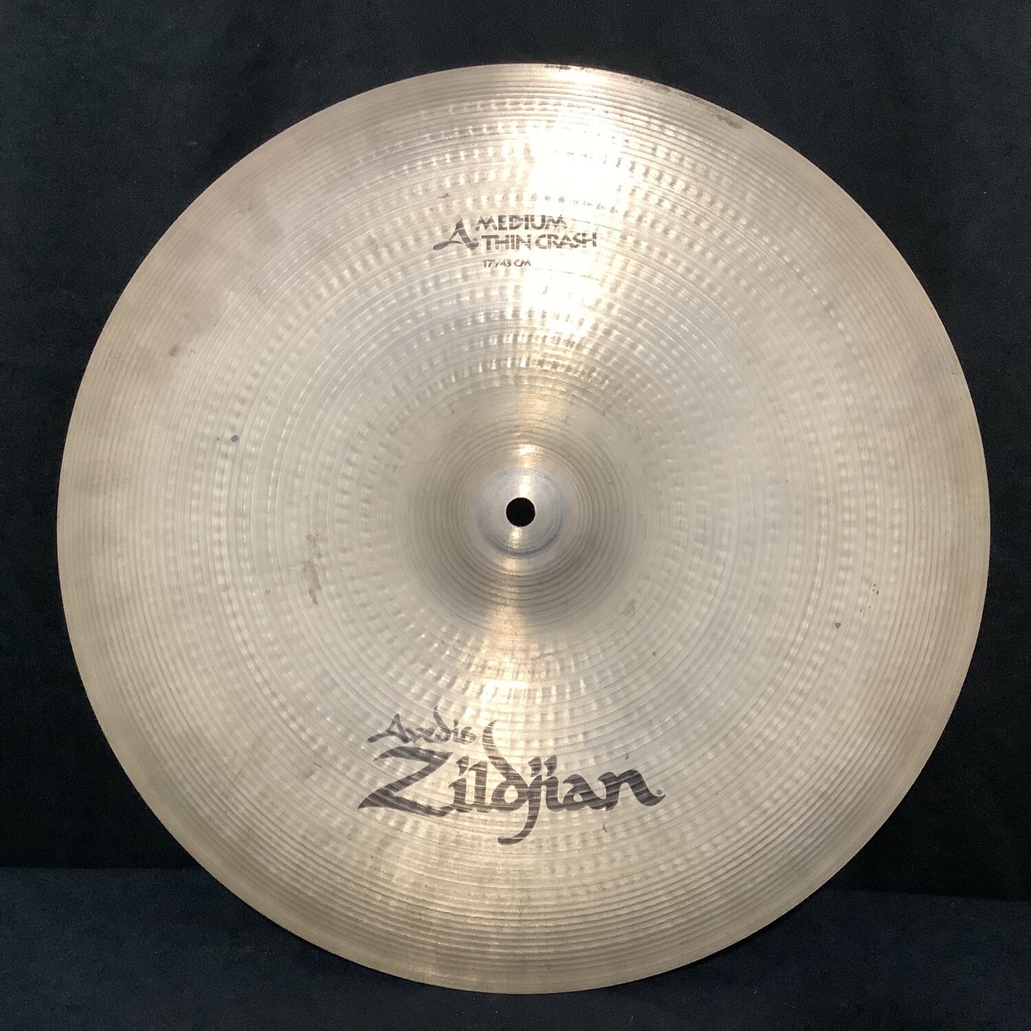 17" Zildjian Avedis Medium Thin Crash Cymbal