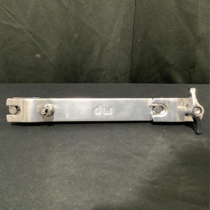 DW 9 Hinged Accessory Clamp