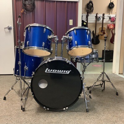 5-Piece Drum Kit 12, 13, 16, 22 and 14" Snare W/Hardware