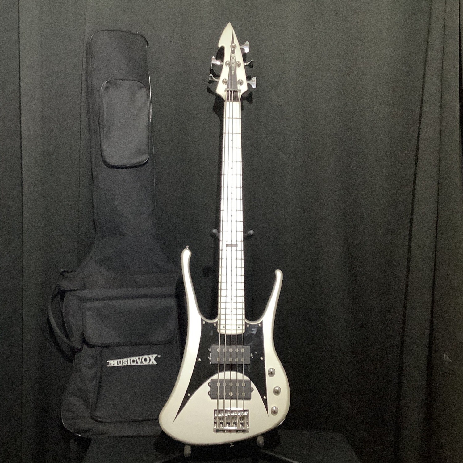 2017 Musicvox MI-6 Limited Custom 5-String Bass Guitar W/Bag