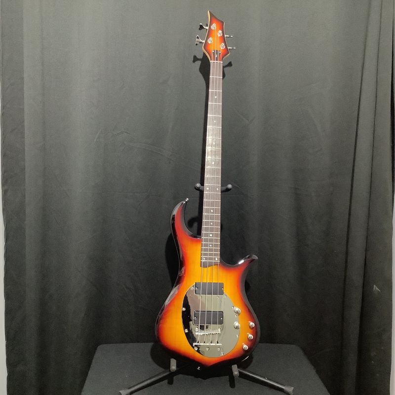 Traben Neo 4-String Bass Guitar
