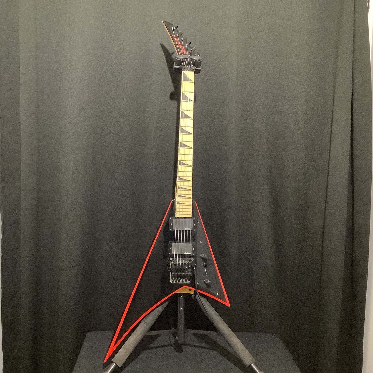 Jackson Randy Rhoads V Guitar