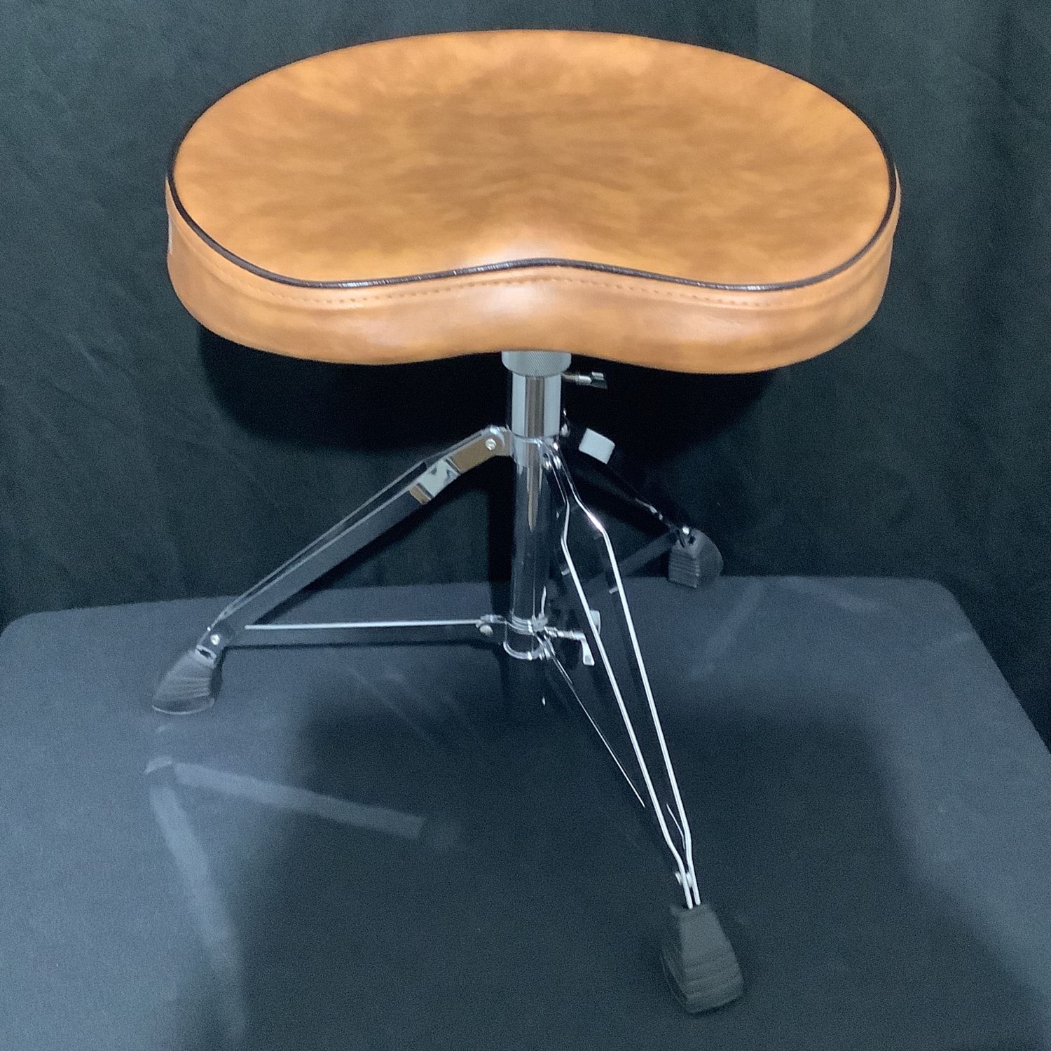 5 Core Tractor Style Drum Throne