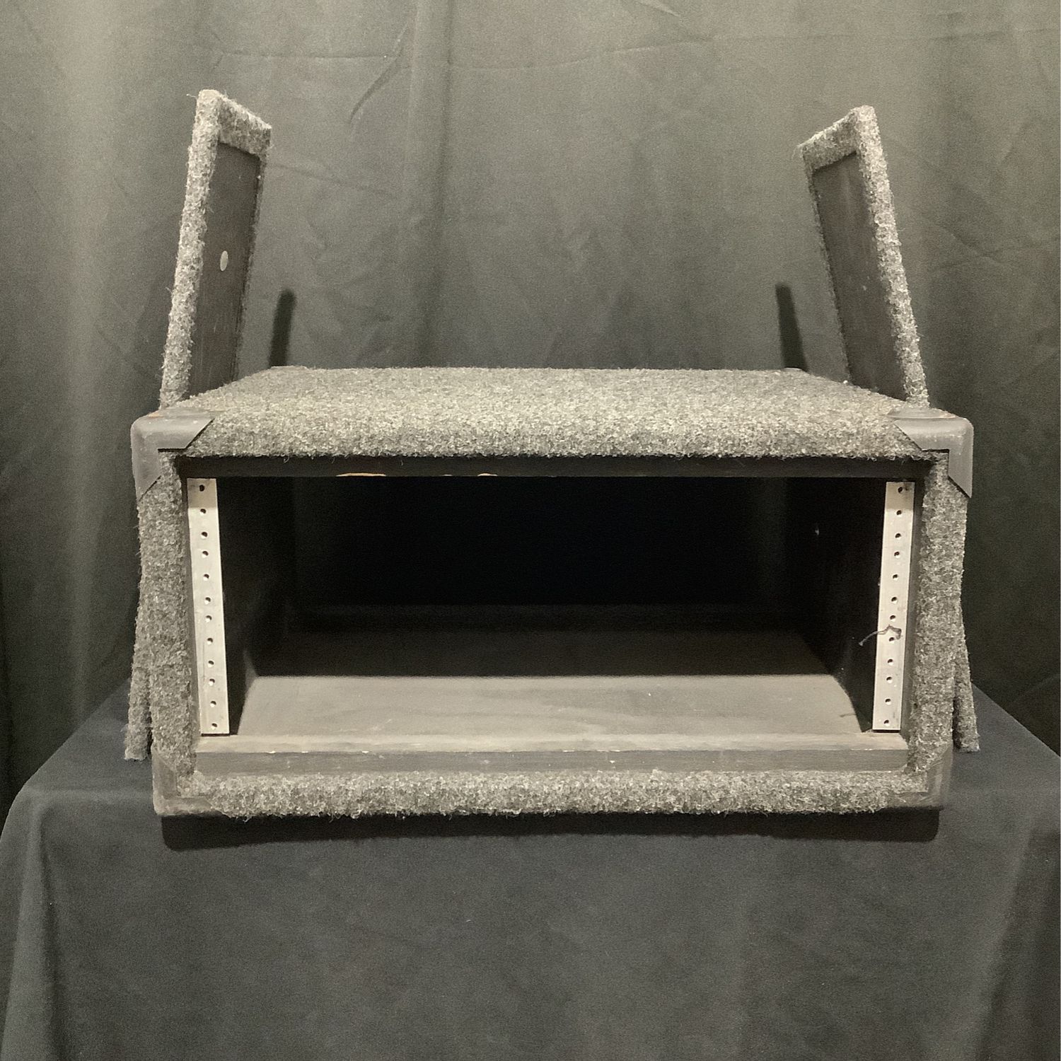 4U 16" Deep Rack Case (21" Deep, 20" Across, 9" High) w/Front/Back Panel