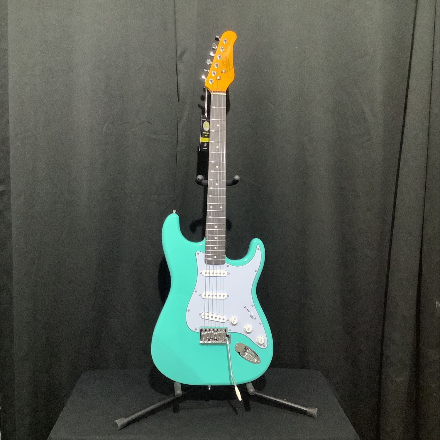 Oscar Schmidt by Washburn OS-300 NH-A-U Double Cutaway Electric Guitar (Surf Green)