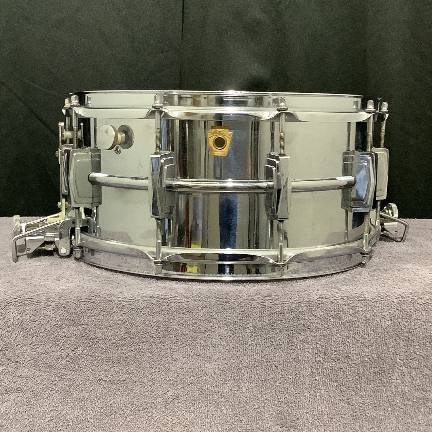 1968 Ludwig Supersensitive 14" x 6 1/2" Keystone Badge