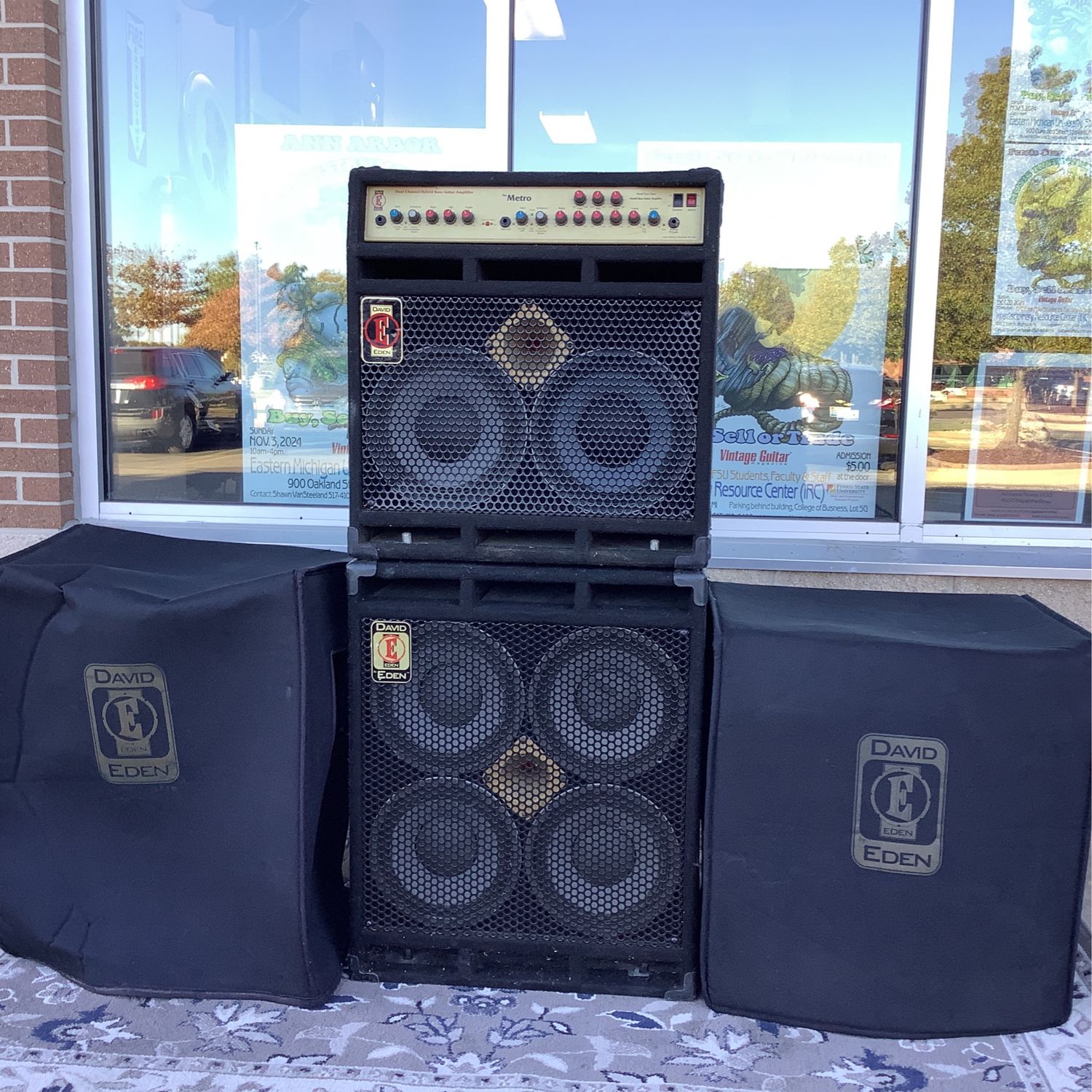 David Eden "The Metro" Hybrid Bass Guitar Amp w/Extension Cab