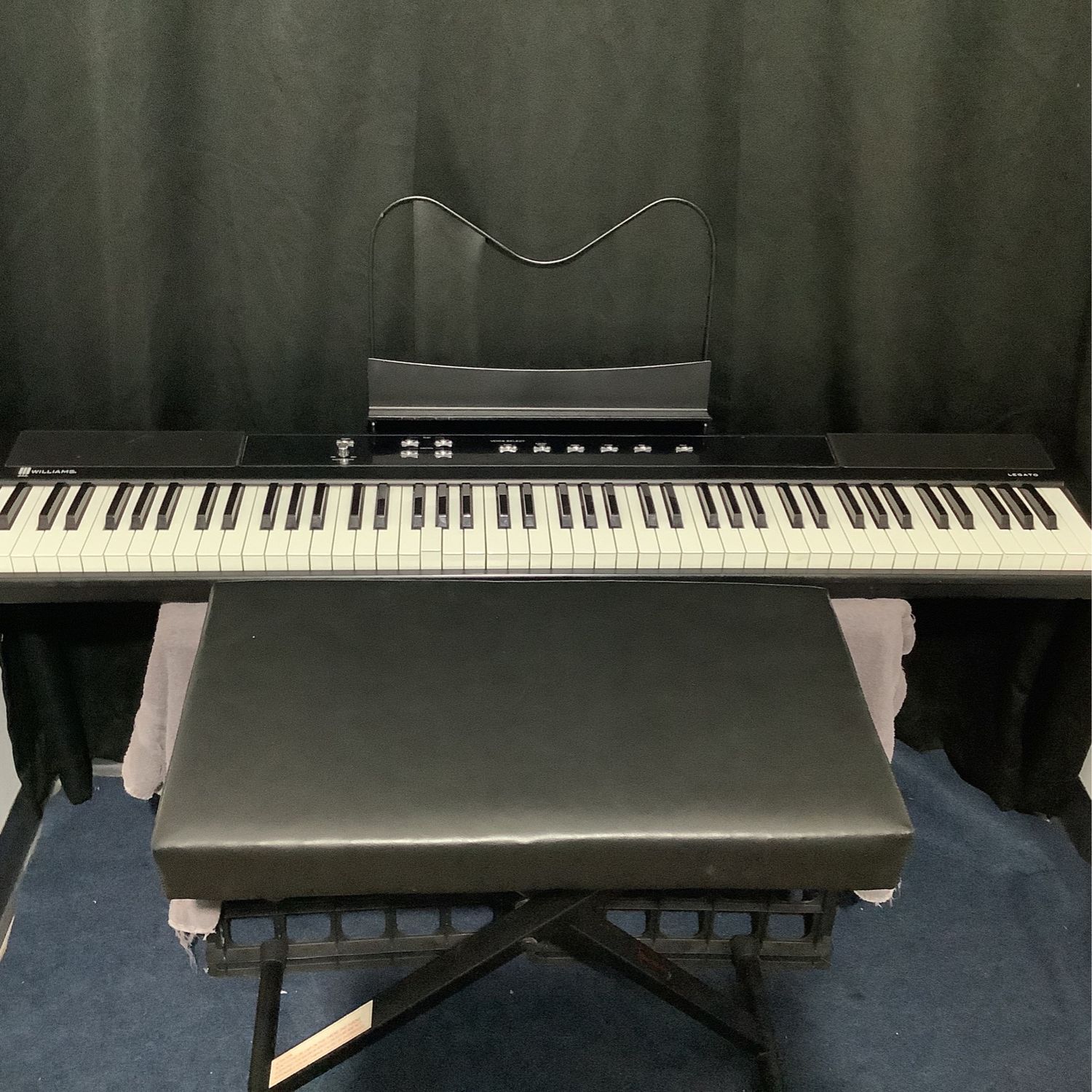 Williams III Lagato 88-Key Digital Piano w/Music Stand and Seat