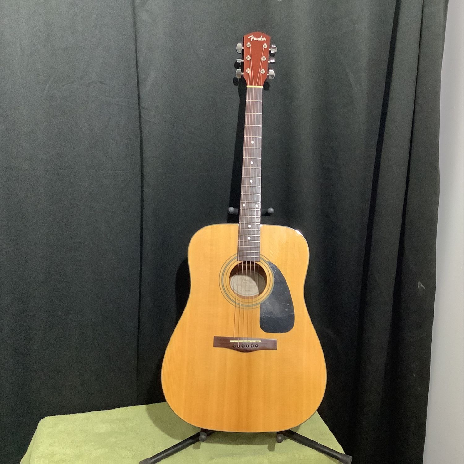 Fender DG-8 NAT Acoustic Guitar