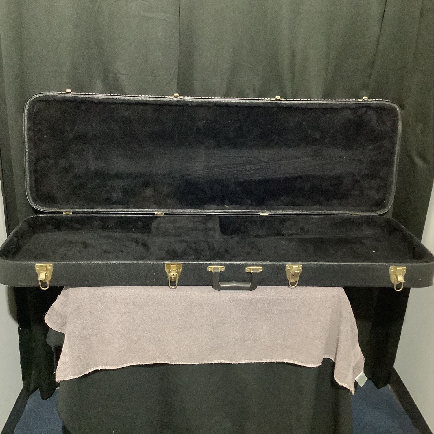 Hardshell Bass Guitar Case