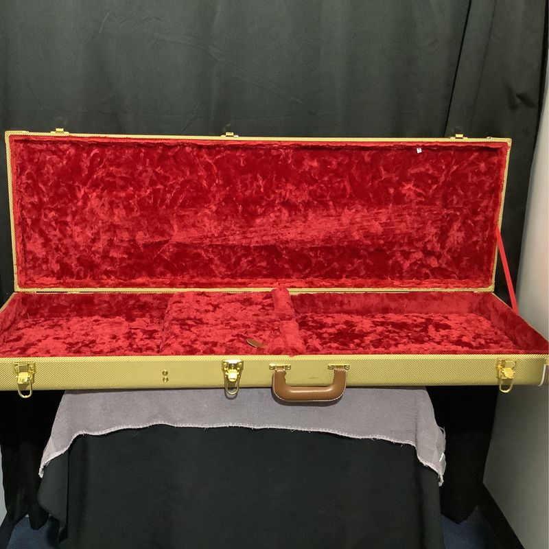 Tweed Bass Guitar Hardshell Case