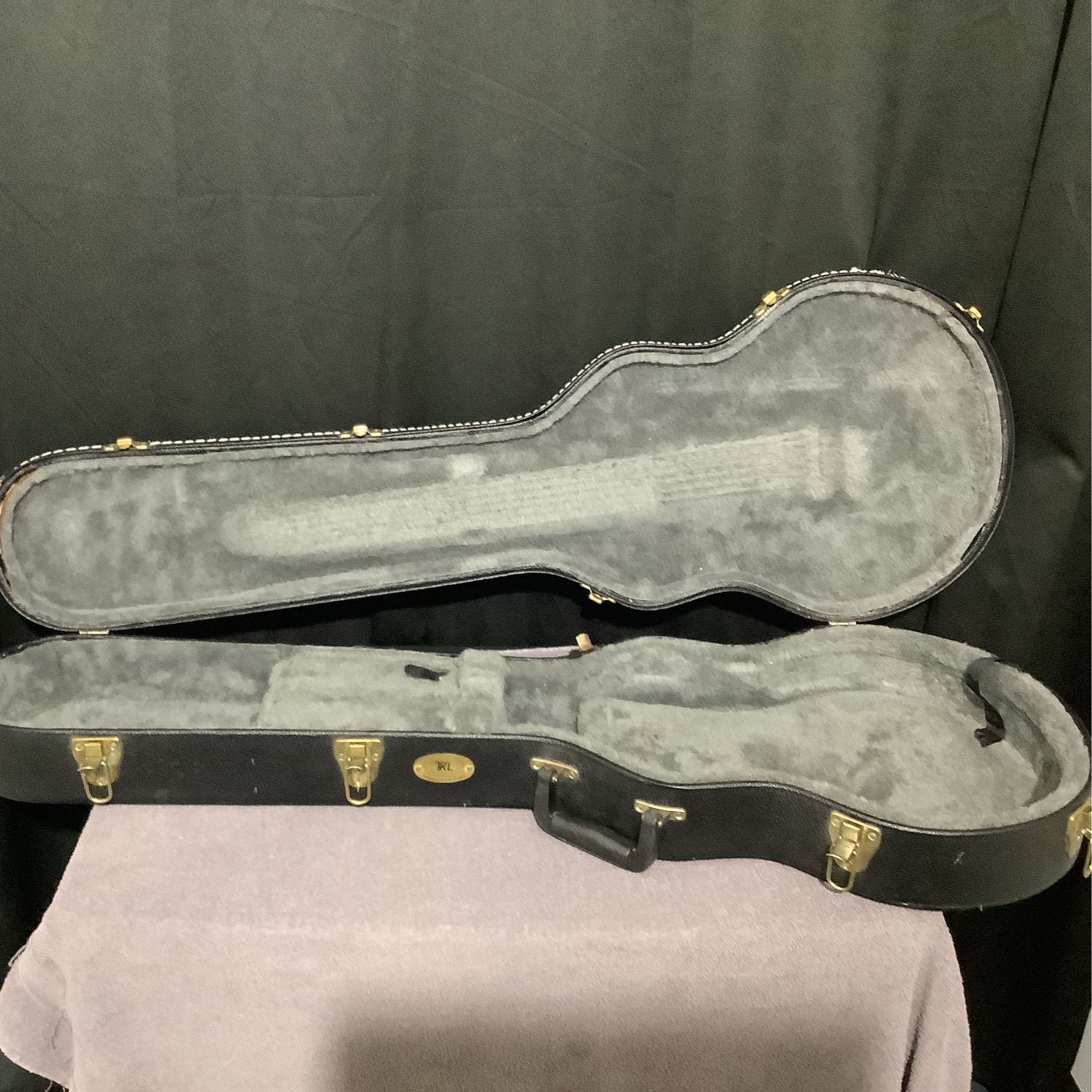 TKL Les Paul Style Hard Shell Case