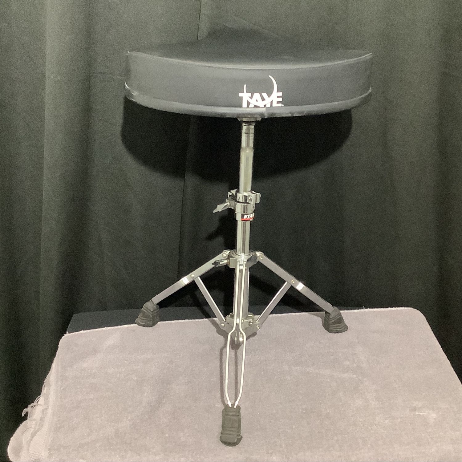 Taye Drum Throne