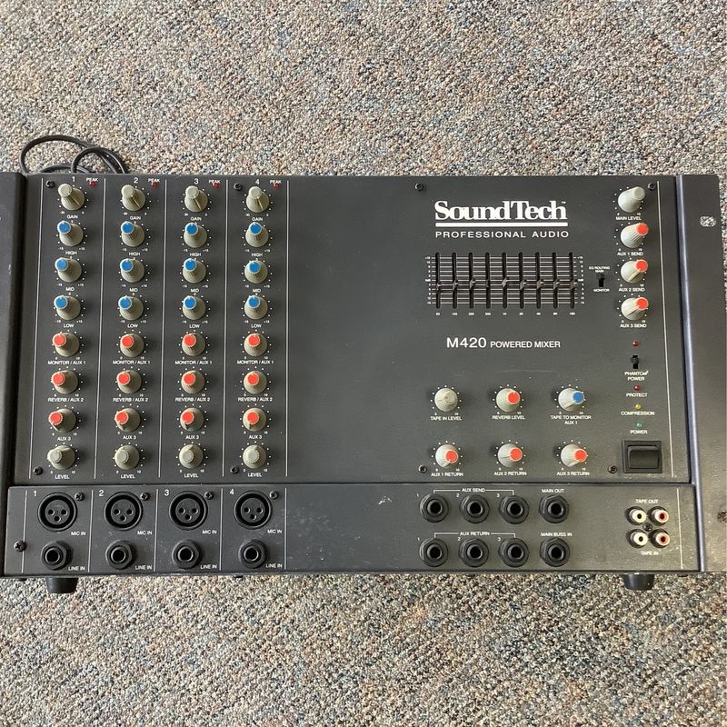 SoundTech M420 Powered Mixer