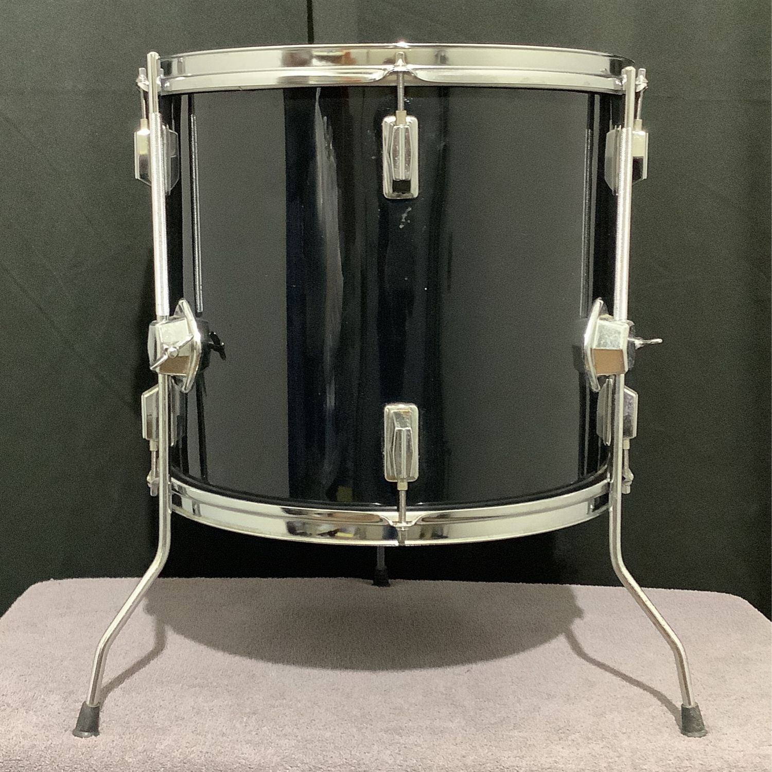 No Name 15" x 13" Floor Tom