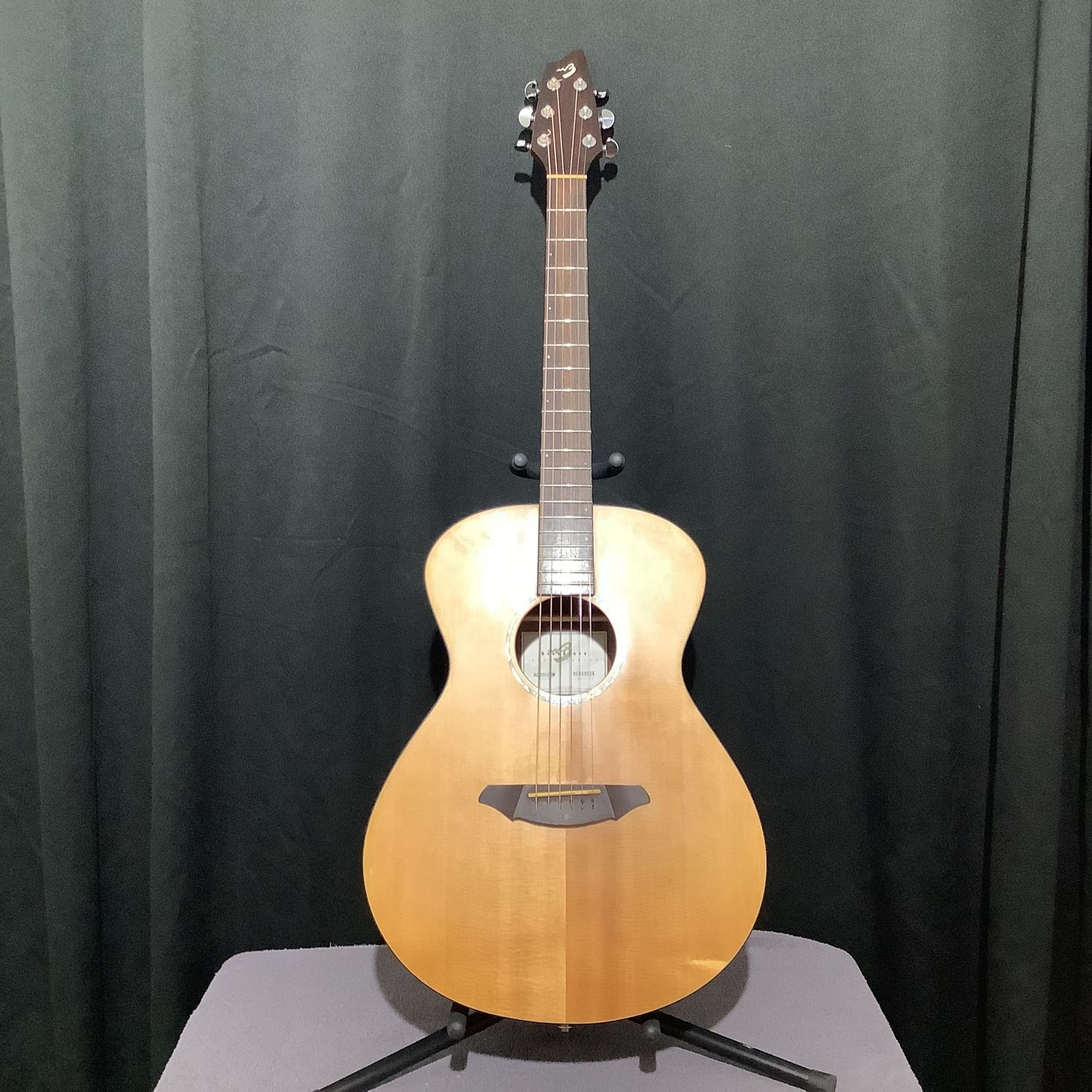 Breedlove Atlas Series AC200/SM Acoustic/Electric Guitar