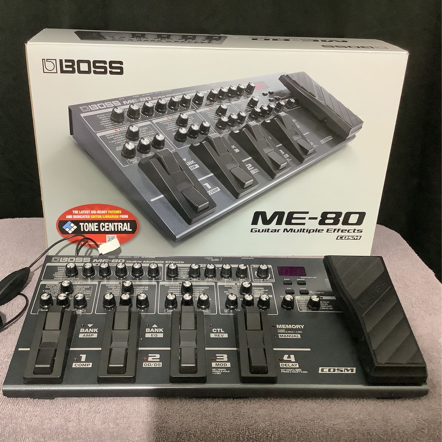 Boss ME-80 Multi-Effects Guitar Pedalboard