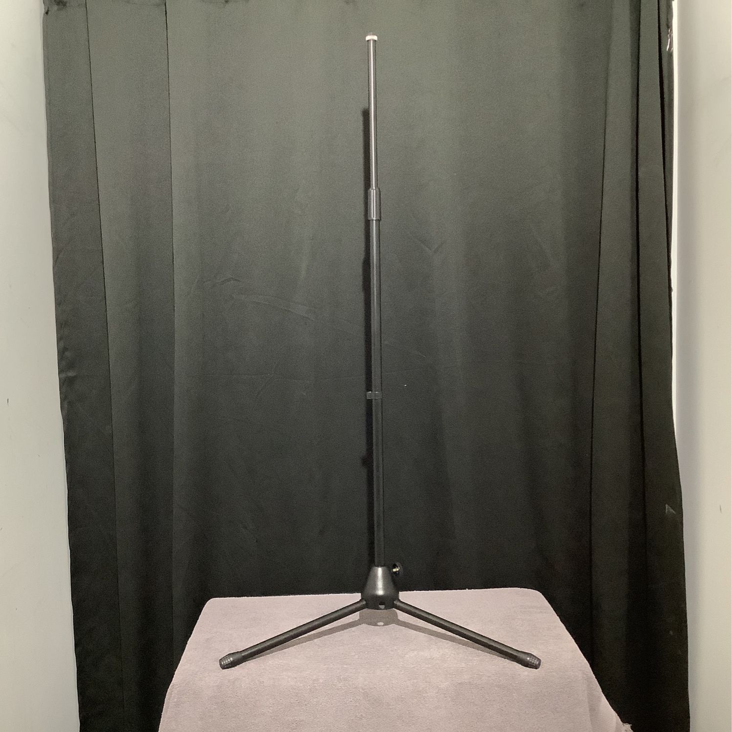 Eastman Straight Microphone Tri-Pod Stand