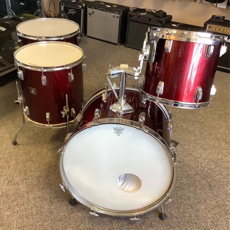 Tama Swingstar 13", 16", 18", 22" Drum Set