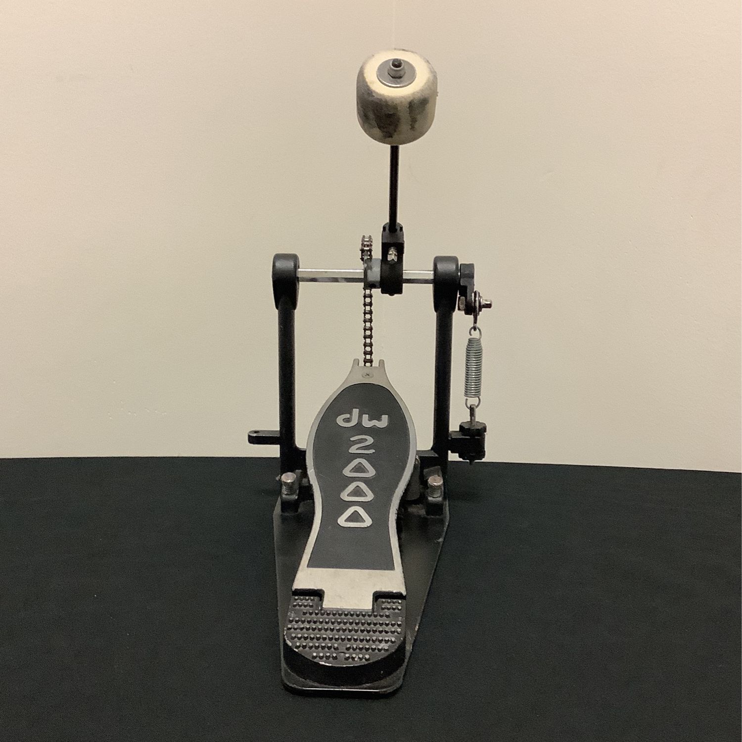 DW 2000 Single Kick Bass Drum Pedal
