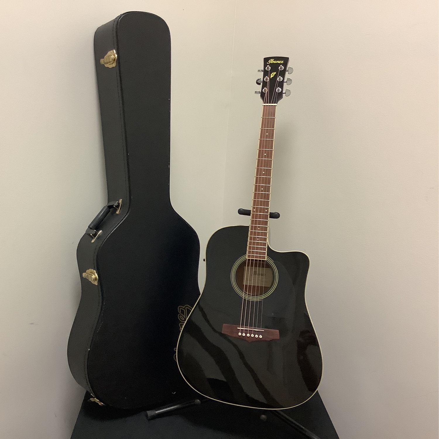Ibanez PF15ECE-BK Acoustic Electric Guitar w/Hardshell Case