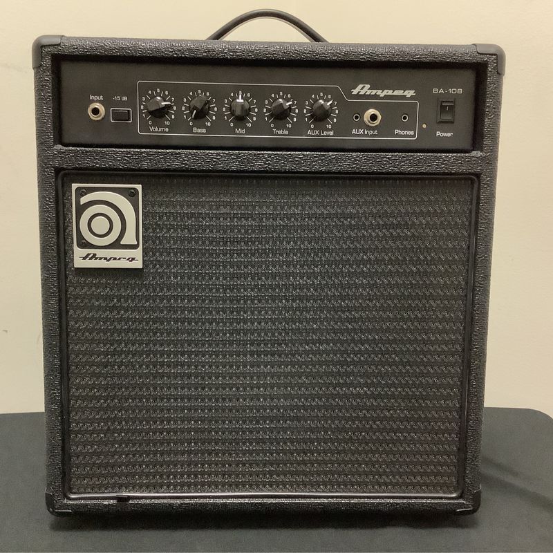 Ampeg BA108 Bass Amp