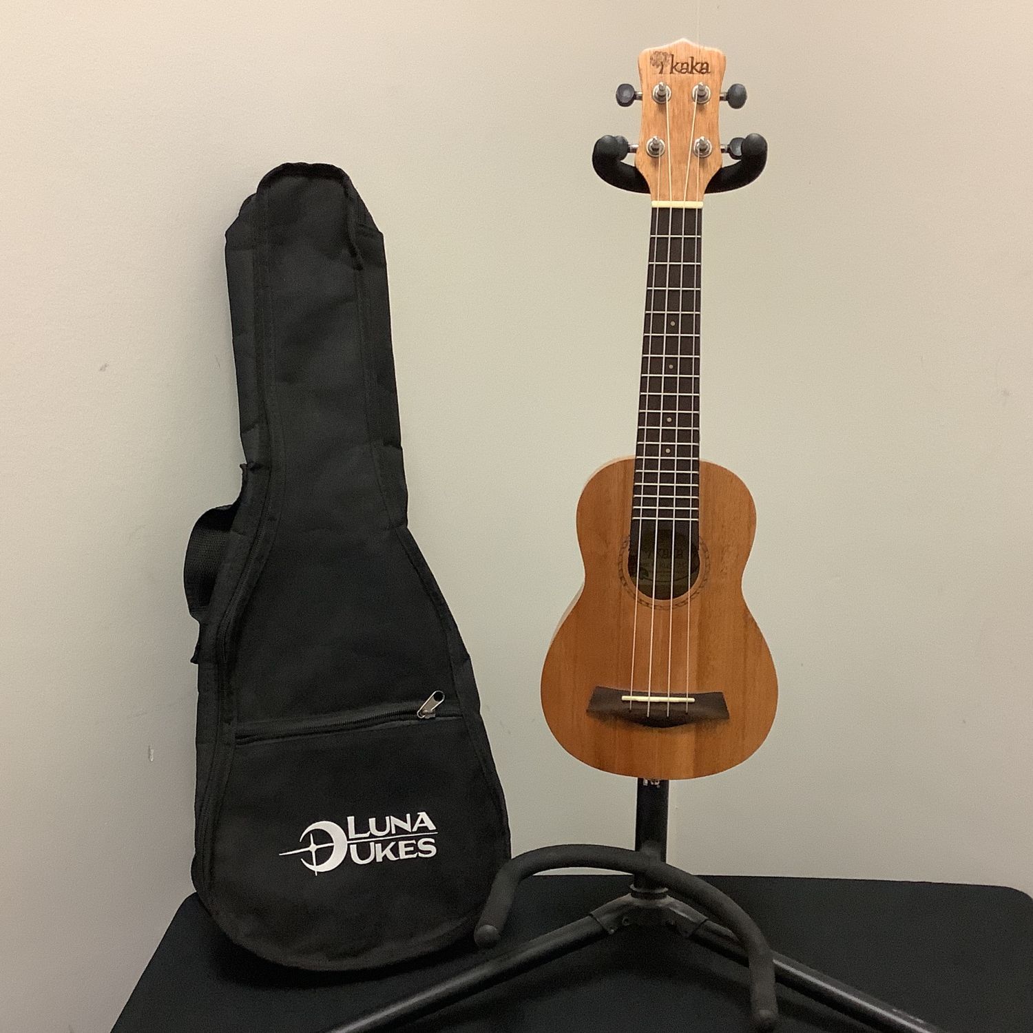 Kala KUS-25 Ukulele w/Luna Bag