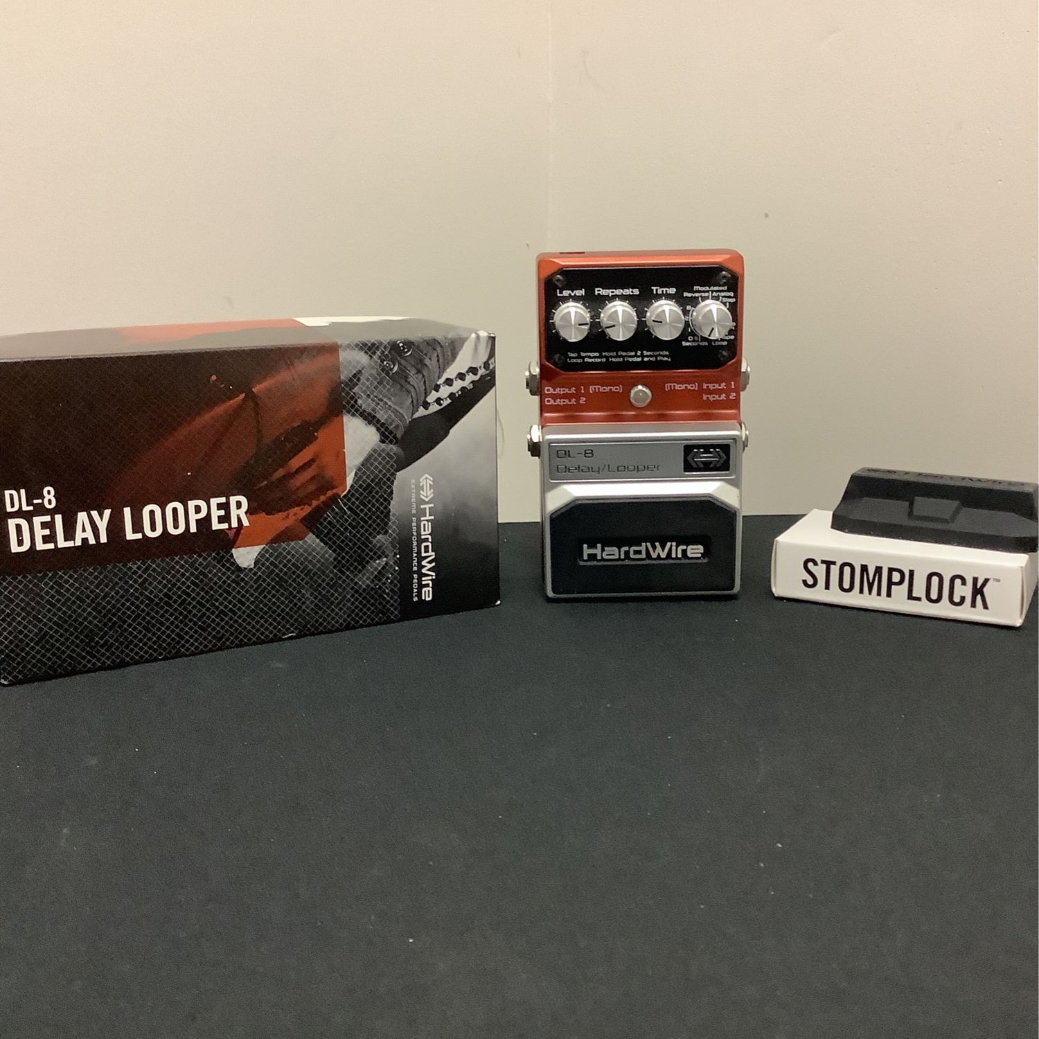 DigiTech Hardwire DL-8 Delay Looper Guitar Pedal