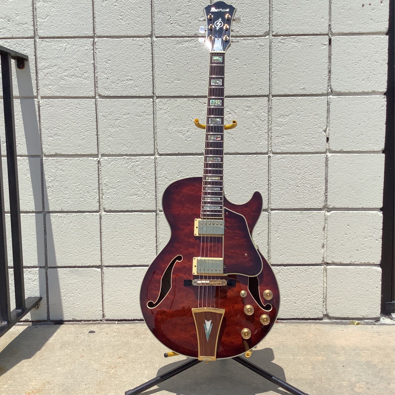 Ibanez Artcore AG95-DBS-12-01 Hollowbody Electric Guitar Ibanez Artcore AG95-DBS-12-01 Hollowbody Electric Guitar