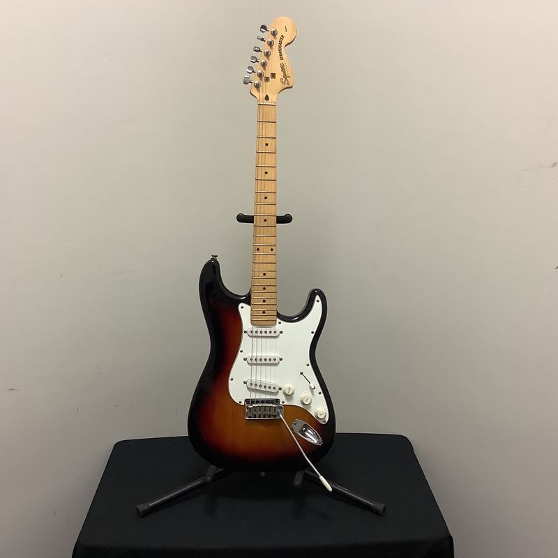 Squire by Fender Standard Stratocaster Electric Guitar