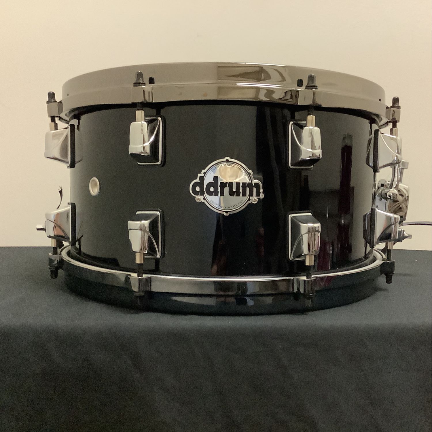 ddrum Maple Shell 13" x 7" Black Lacquer Snare Drum w/Die-Cast Hoops