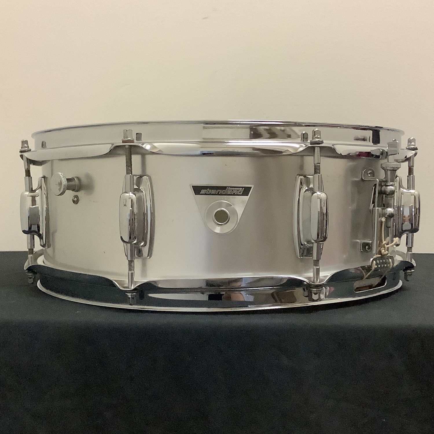 1969 Ludwig Standard 14" x 5" Aluminum Snare Drum