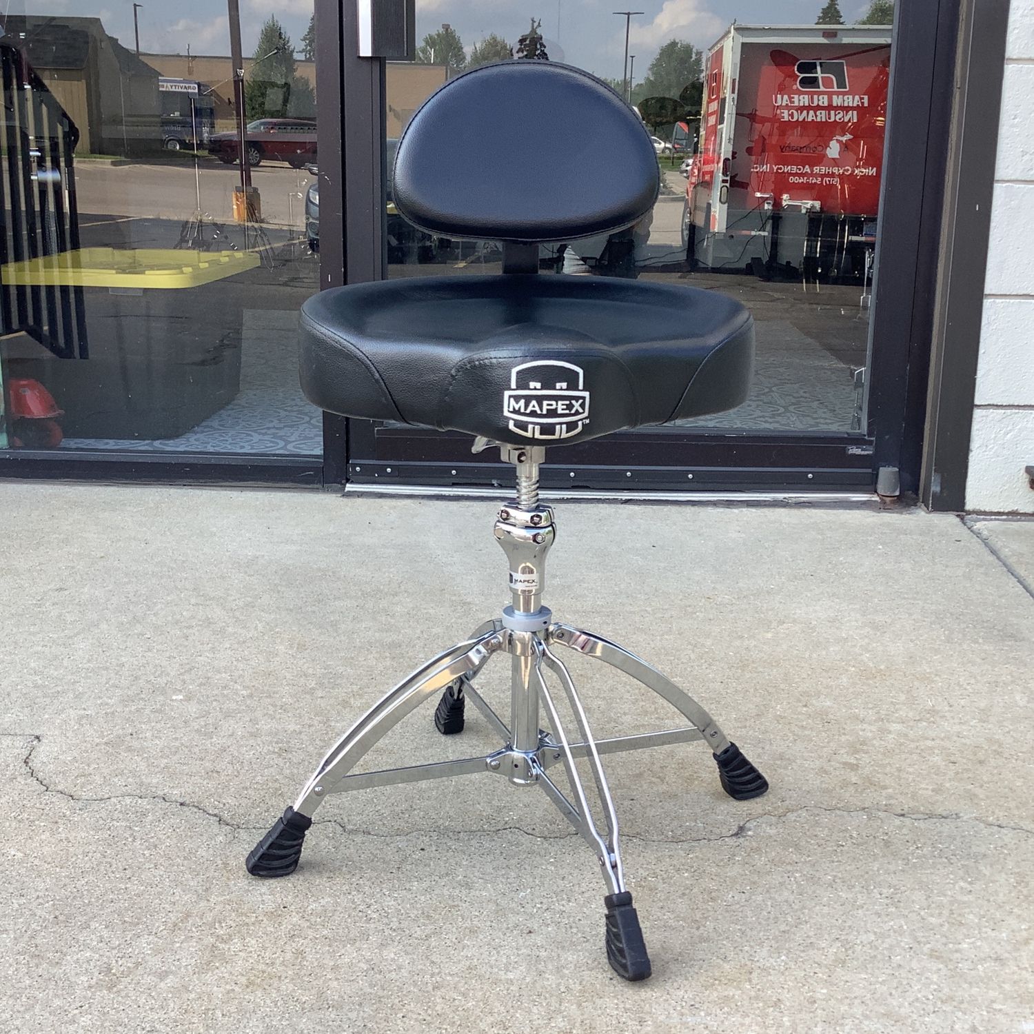 Mapex Saddle Top Drum Throne w/Backrest & Double Braced Quad Legs