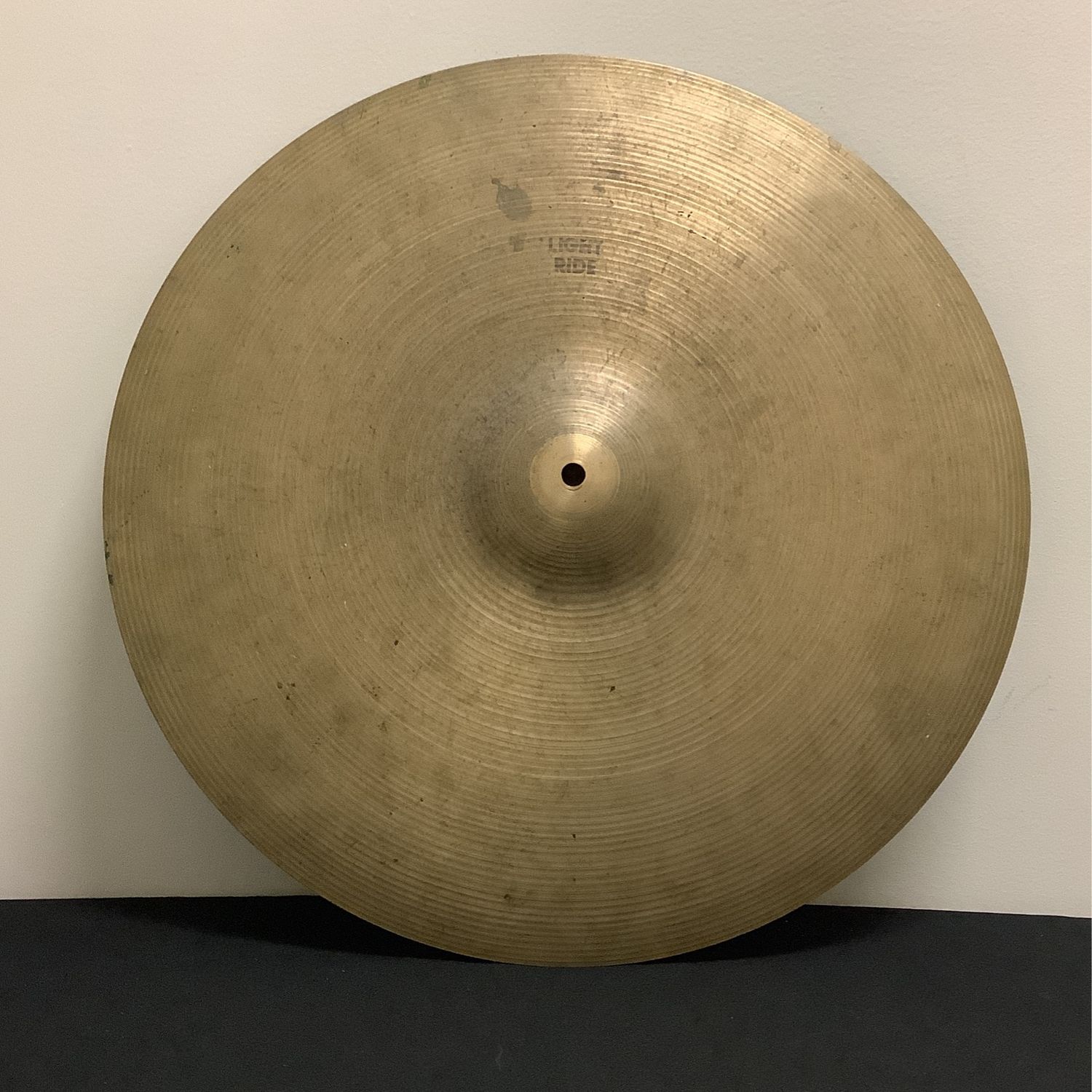 20" Zildjian Hollow Logo Light Ride Cymbal