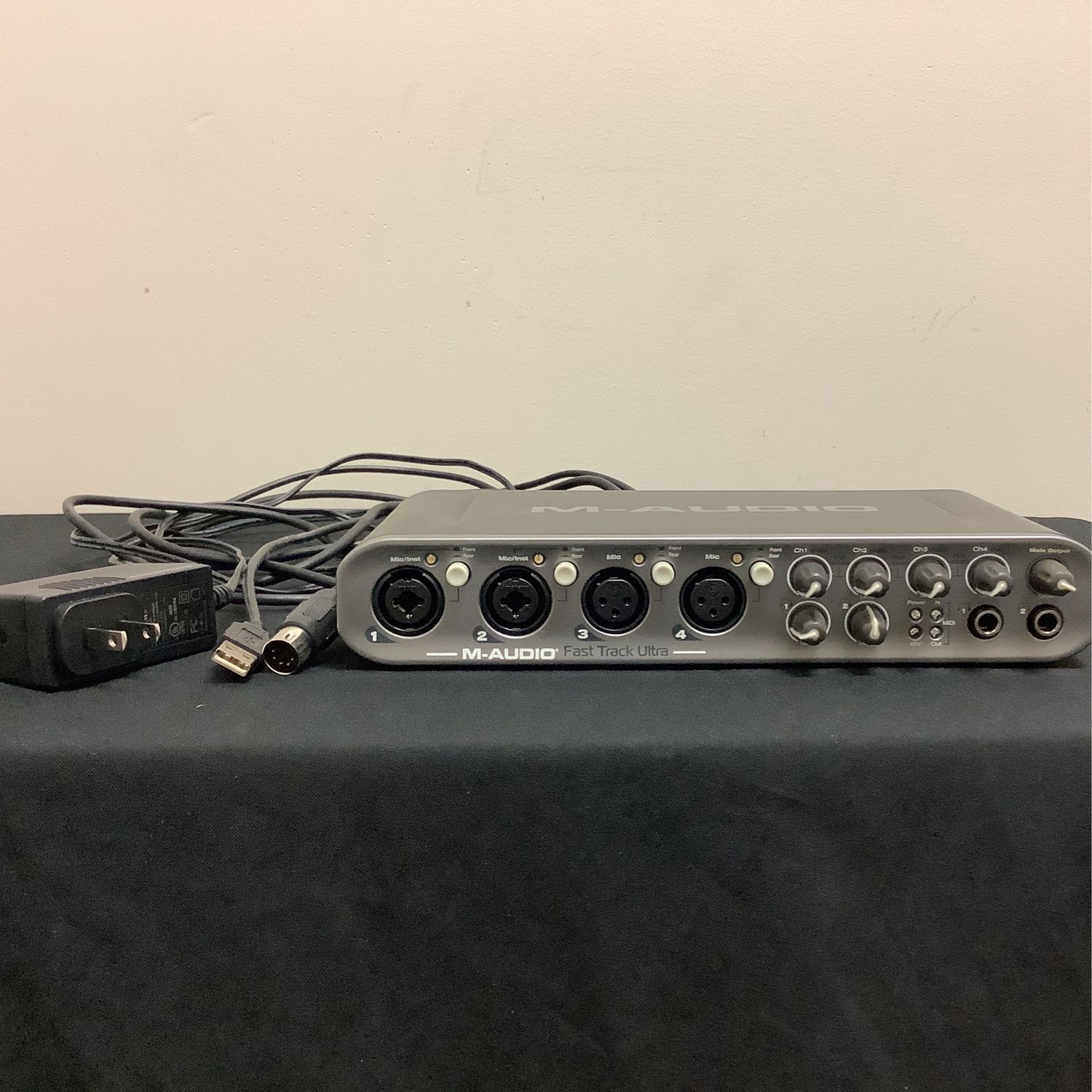 M-Audio Fast Track Ultra Audio Interface