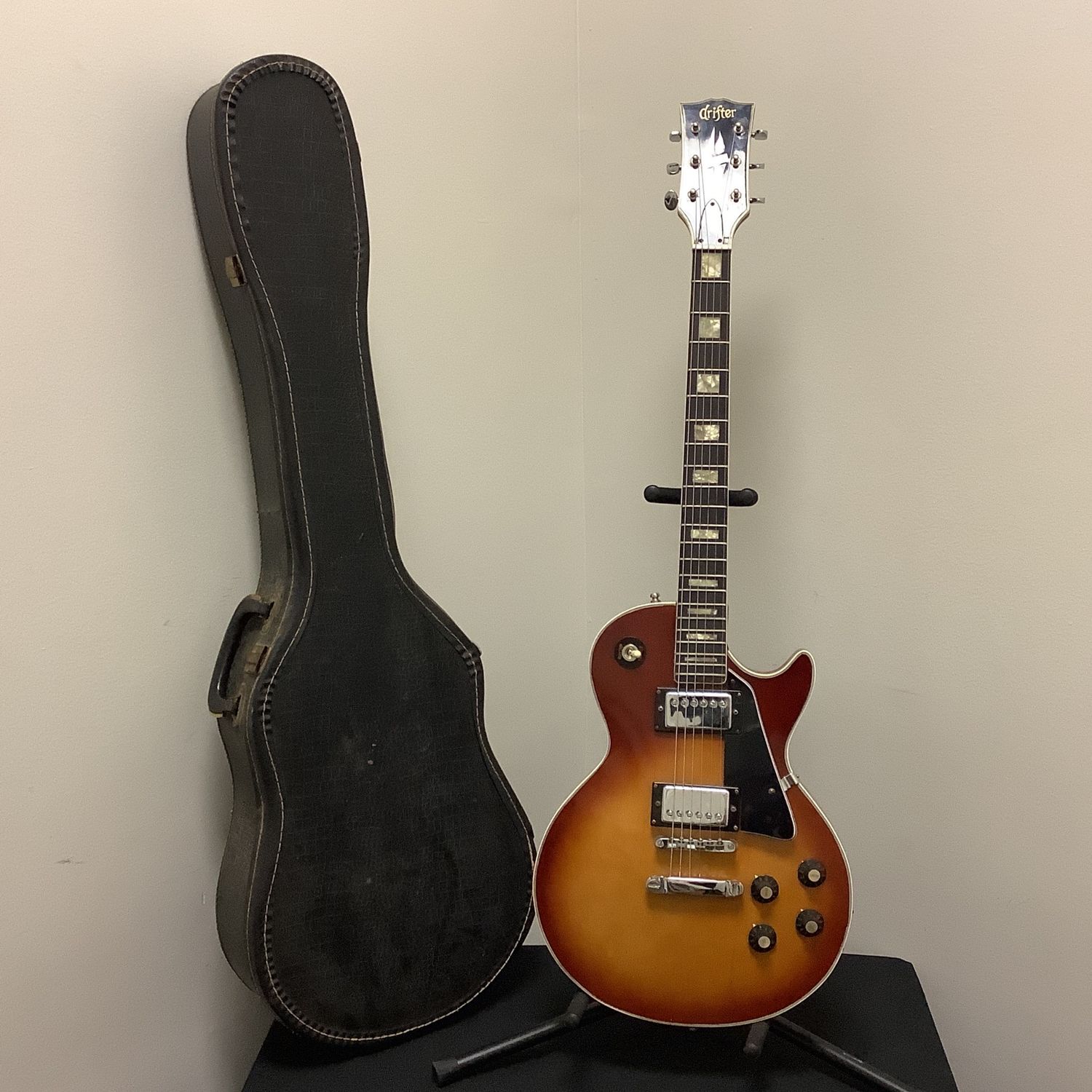 Drifter HLP-2BS Electric Guitar w/Case