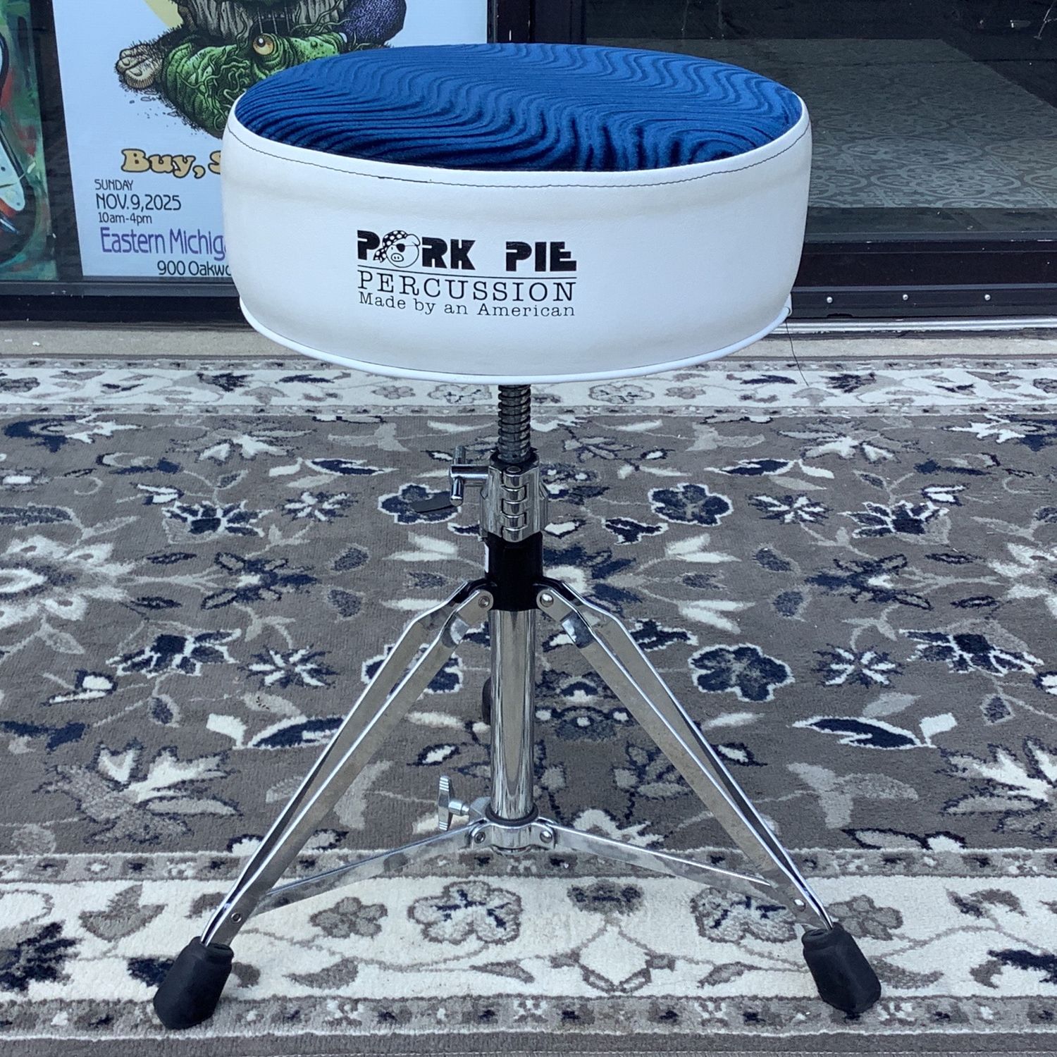 Pork Pie Round Drum Throne