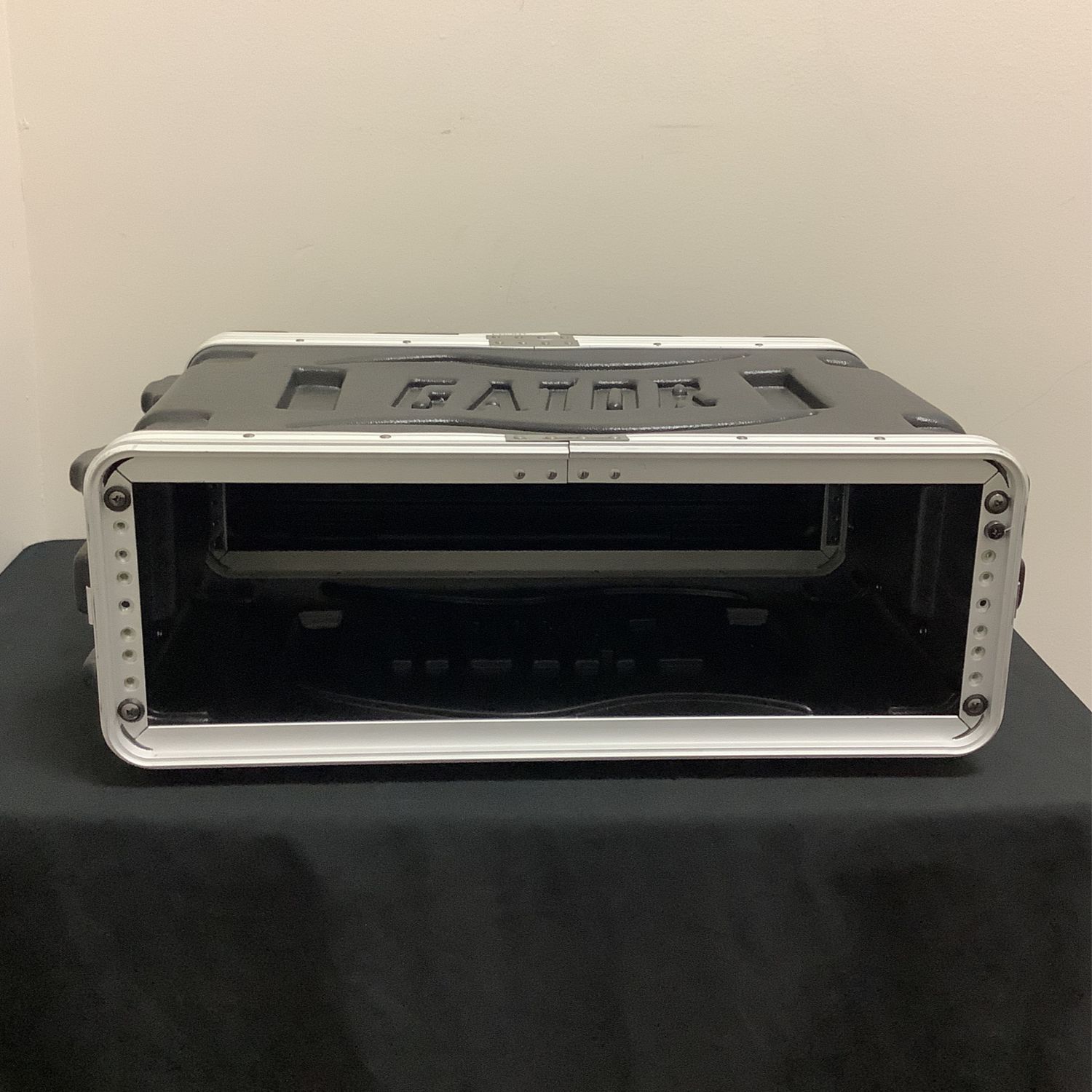 Gator 3-Space Rack Case