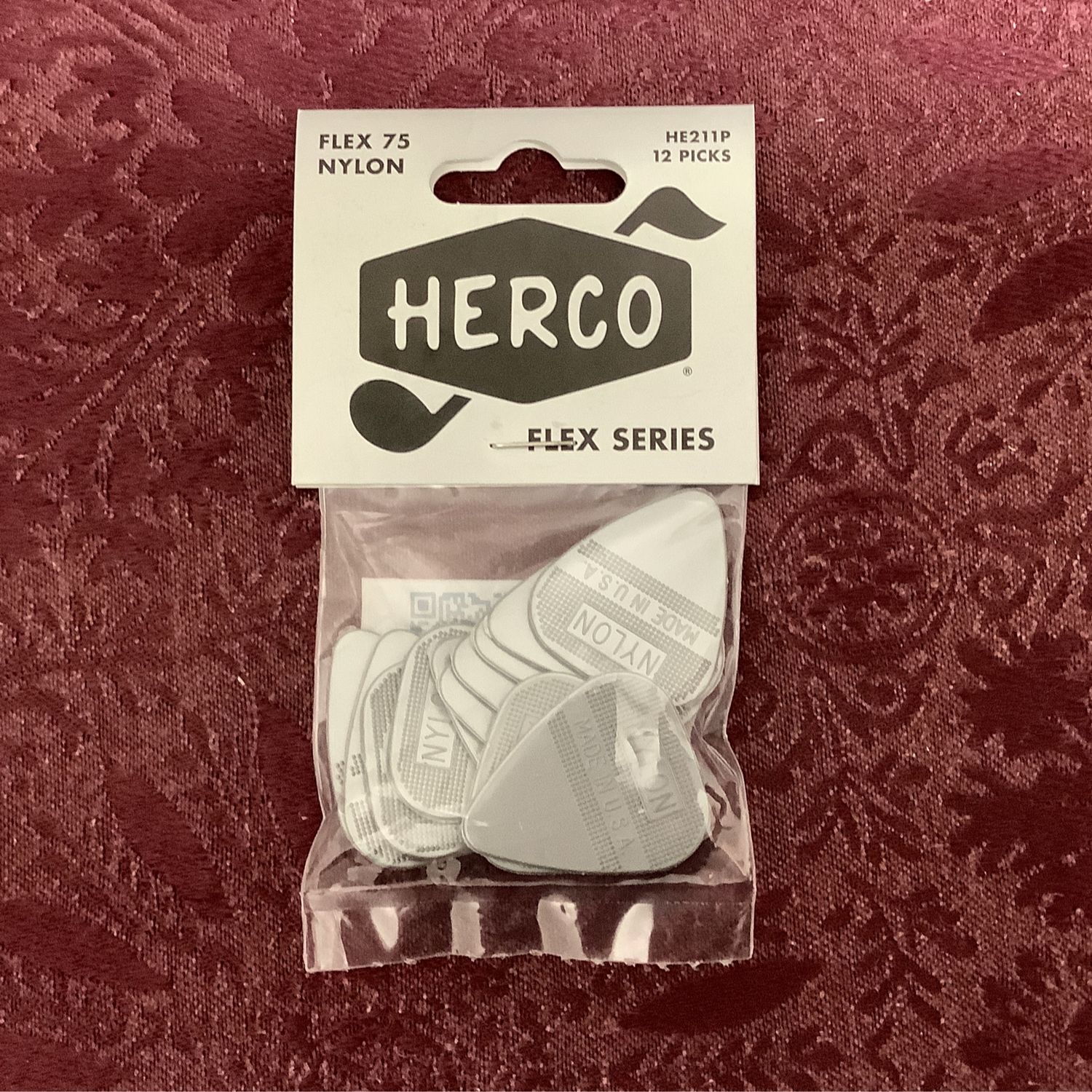 Herco HE211P Flex 75 Nylon Flat Picks, Silver, Heavy, 12/Player's Pack